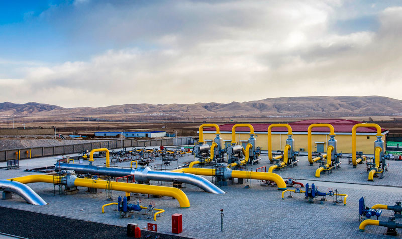 Oil and gas pipeline